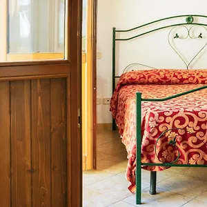 i-leoncini.it-tuscanyhotel.com/